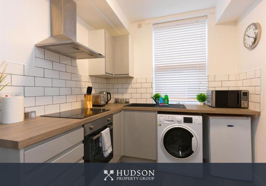 Castle Street Serviced Apartment テルフォード エクステリア 写真